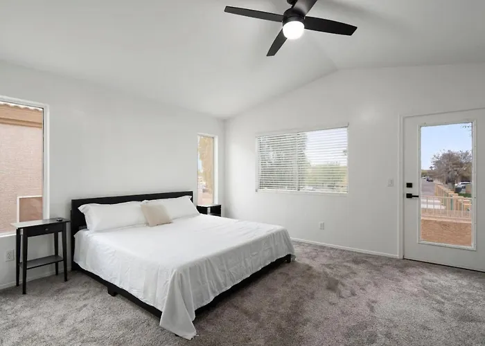 Escape In W Pool Spring Training Holiday home